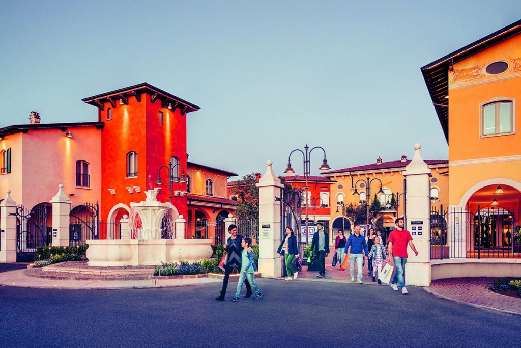 Mantova Outlet Village firma accordo di collaborazione con il Mart di Trento e Rovereto InstoreMag
