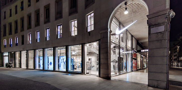 nike store milano centro