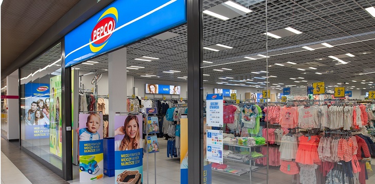 Abbigliamento low cost on sale