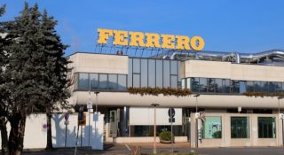 Ferrero Spa e le quattro società controllate in Italia hanno approvato i bilanc...