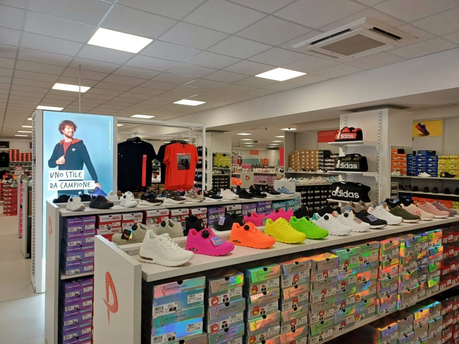 Negozio adidas viterbo sale