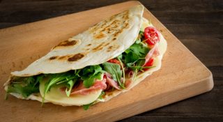 La piadina romagnola Igp piace sempre di più: a dirlo è il Rapporto Ismea-Qual...
