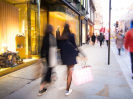 Acquisti & buoni propositi: i desideri degli italiani