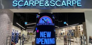 A Campi Bisenzio Scarpe&Scarpe si fa notare in galleria con un videowall